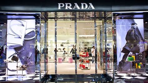 Prada target market